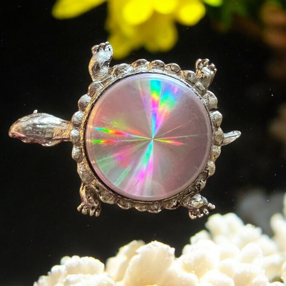 Vintage Hologram Turtle Brooch Silver Tone Holographic